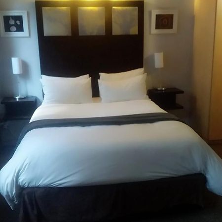 Mabungubwe Hotel Apartments - Home Away From Home Johannesburg Buitenkant foto