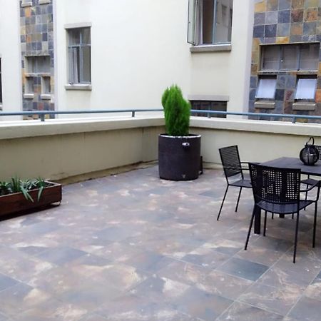 Mabungubwe Hotel Apartments - Home Away From Home Johannesburg Buitenkant foto