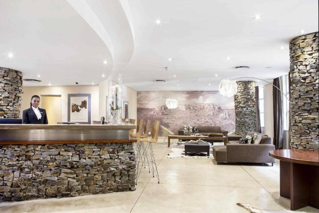 Mabungubwe Hotel Apartments - Home Away From Home Johannesburg Buitenkant foto